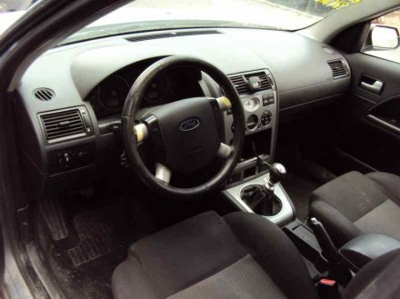 Vehiculo en el desguace: FORD MONDEO BERLINA (GE) Ambiente