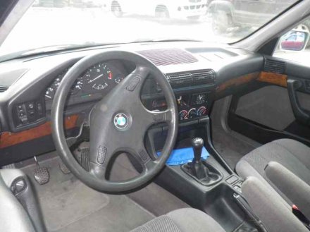 Vehiculo en el desguace: BMW SERIE 5 BERLINA (E34) 524td