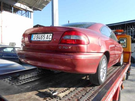 Vehiculo en el desguace: VOLVO C70 COUPE 2.5 T / 2.4 T