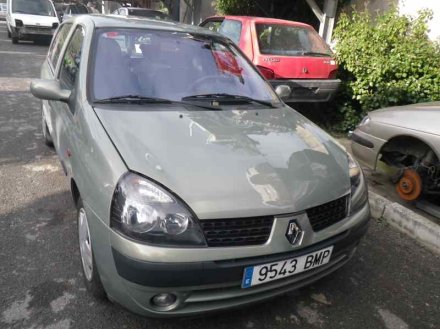 Vehiculo en el desguace: RENAULT CLIO II FASE II (B/CB0) Authentique