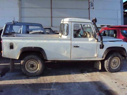 Vehiculo en el desguace: LAND ROVER DEFENDER (LD) TDI 110 Familiar (83kW)