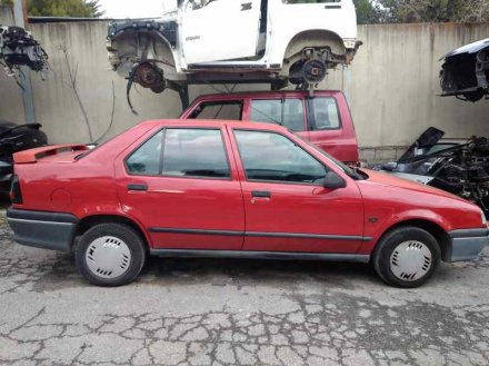 Vehiculo en el desguace: RENAULT 19 (B/C/L53) *