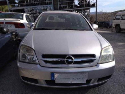 Vehiculo en el desguace: OPEL VECTRA C BERLINA Club