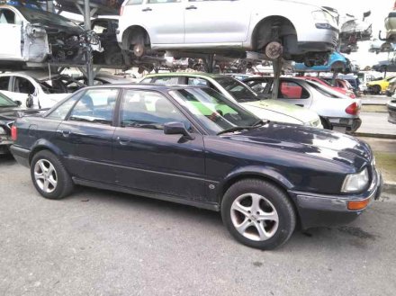 Vehiculo en el desguace: AUDI 80 AVANT Básico Berlina