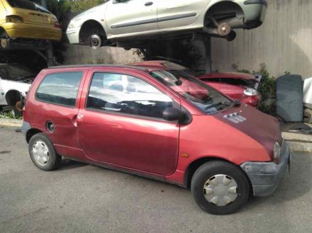 Vehiculo en el desguace: RENAULT TWINGO (CO6) 1.3 (C063/64)