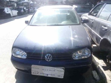 Vehiculo en el desguace: VOLKSWAGEN GOLF IV BERLINA (1J1) Básico