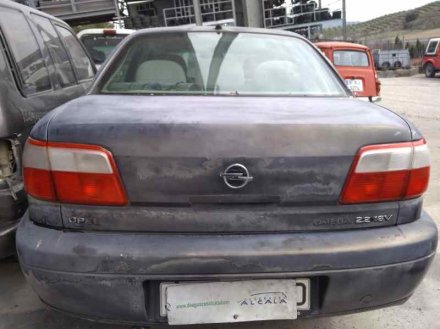 Vehiculo en el desguace: OPEL OMEGA B Elegance Berlina