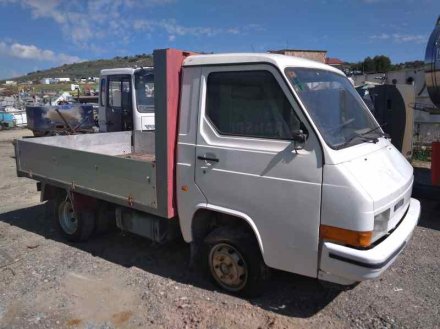 Vehiculo en el desguace: NISSAN TRADE KF1107