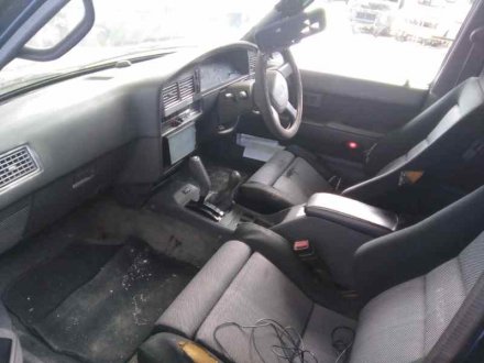 Vehiculo en el desguace: TOYOTA HILUX V Pick-up (_N8_, _N9_, _N10_, _N11_) 2.4 D (LN5_, LN85, LN90)