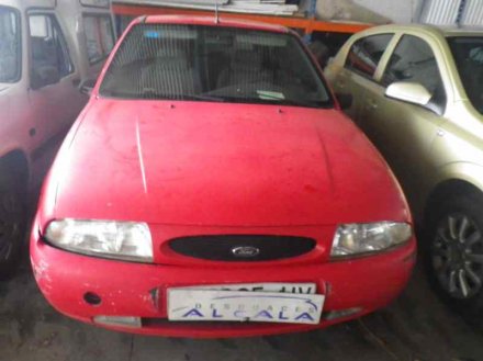 Vehiculo en el desguace: FORD FIESTA BERLINA Ghia