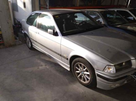 Vehiculo en el desguace: BMW SERIE 3 BERLINA (E36) 318tds