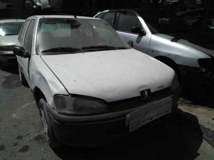 Vehiculo en el desguace: PEUGEOT 106 (S2) Kid D