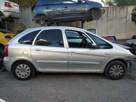 Vehiculo en el desguace: CITROËN XSARA PICASSO 1.6 HDi 90 Exclusive