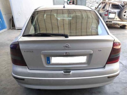 Vehiculo en el desguace: OPEL ASTRA G BERLINA Club