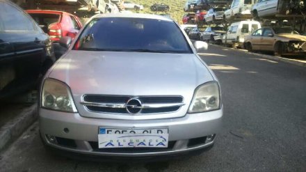 Vehiculo en el desguace: OPEL VECTRA C BERLINA Club