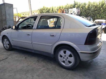 Vehiculo en el desguace: OPEL ASTRA G BERLINA Club