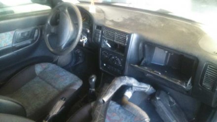 Vehiculo en el desguace: SEAT IBIZA (6K) Básico