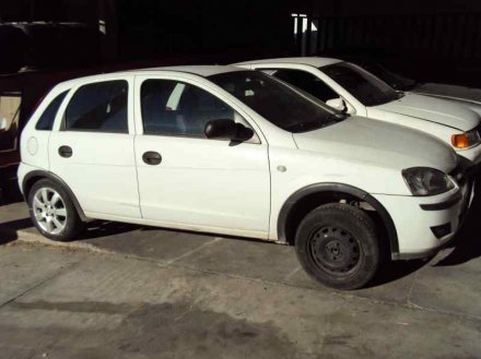 Vehiculo en el desguace: OPEL CORSA C Cosmo