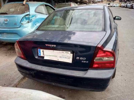 Vehiculo en el desguace: VOLVO S80 BERLINA 2.5 D