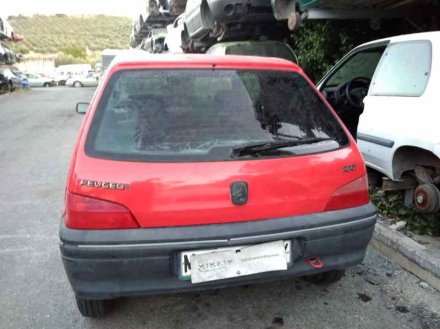 Vehiculo en el desguace: PEUGEOT 106 (S2) Kid