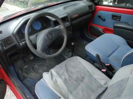 Vehiculo en el desguace: PEUGEOT 106 (S2) Kid