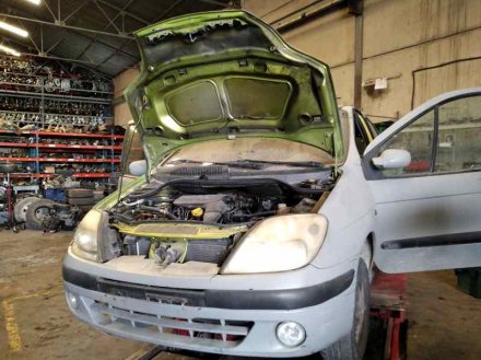 Vehiculo en el desguace: RENAULT SCENIC (JA..) 1.9 DCI Authentique