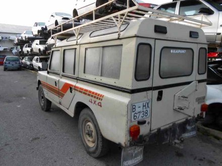 Vehiculo en el desguace: LAND ROVER SANTANA 109