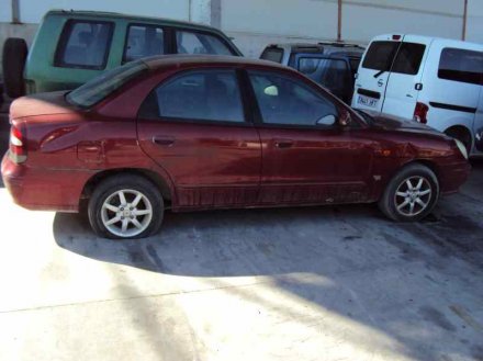 Vehiculo en el desguace: DAEWOO NUBIRA BERLINA CD