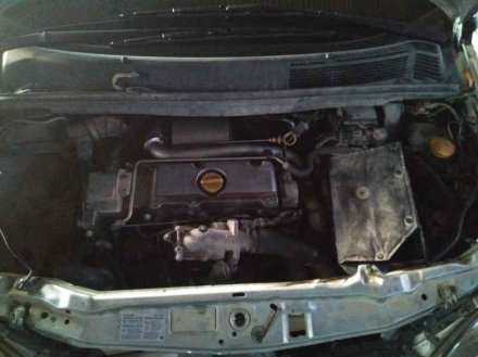 Vehiculo en el desguace: OPEL ZAFIRA A Club