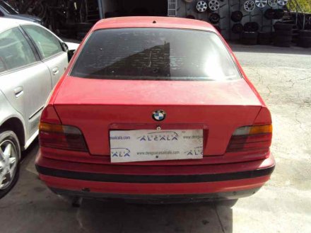 Vehiculo en el desguace: BMW SERIE 3 BERLINA (E36) 318is