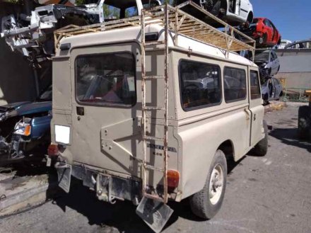 Vehiculo en el desguace: LAND ROVER SANTANA 2500 SUPER