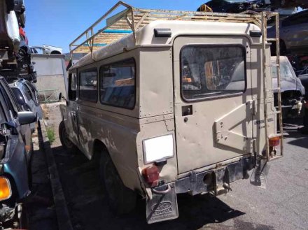 Vehiculo en el desguace: LAND ROVER SANTANA 2500 SUPER