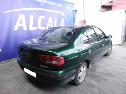 Vehiculo en el desguace: RENAULT MEGANE I CLASSIC (LA0) 1.9 DTi RT