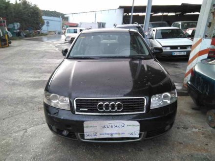 Vehiculo en el desguace: AUDI A4 BERLINA (8E) 2.5 TDI Quattro (132kW)