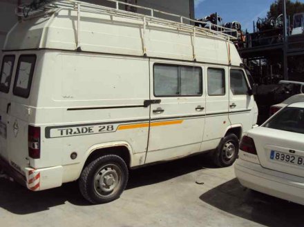 Vehiculo en el desguace: NISSAN TRADE KF1107