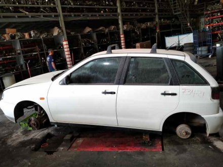 Vehiculo en el desguace: SEAT IBIZA (6K) Básico