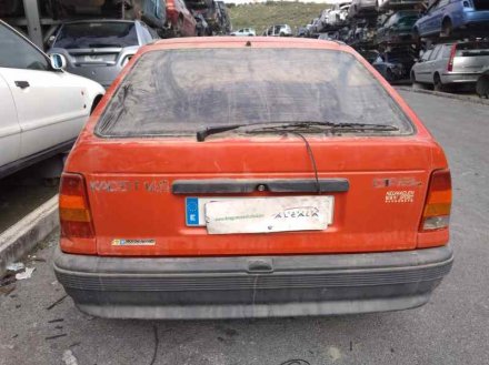 Vehiculo en el desguace: OPEL KADETT E GL Berlina