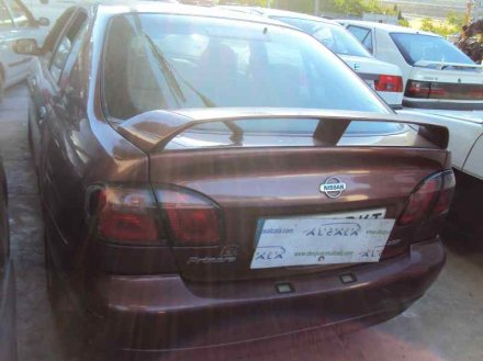 Vehiculo en el desguace: NISSAN PRIMERA BERLINA (P11) Básico