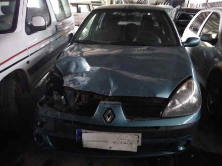 Vehiculo en el desguace: RENAULT CLIO II FASE II (B/CB0) Authentique