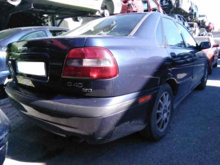 Vehiculo en el desguace: VOLVO S40 BERLINA 1.9 D+ (85kW)