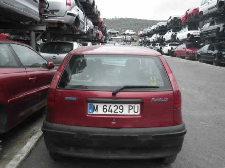 Vehiculo en el desguace: FIAT PUNTO BERL. (176) 75 EL