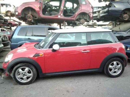 Vehiculo en el desguace: BMW MINI (R56) Cooper