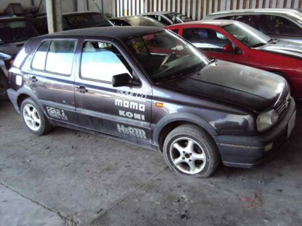 Vehiculo en el desguace: VOLKSWAGEN GOLF III BERLINA (1H1) CL