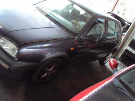 Vehiculo en el desguace: VOLKSWAGEN GOLF III BERLINA (1H1) CL