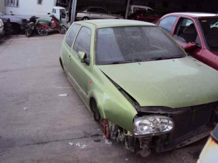 Vehiculo en el desguace: VOLKSWAGEN GOLF III BERLINA (1H1) GTI