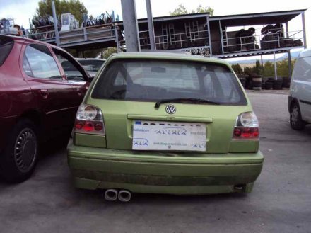 Vehiculo en el desguace: VOLKSWAGEN GOLF III BERLINA (1H1) GTI