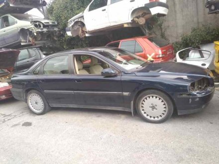 Vehiculo en el desguace: VOLVO S80 BERLINA 2.9