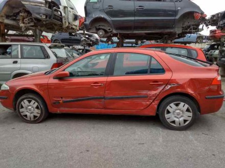 Vehiculo en el desguace: RENAULT LAGUNA (B56) 1.6 16V RT