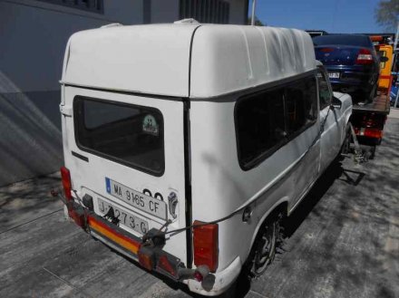 Vehiculo en el desguace: RENAULT 4 BERLINA/FAMILIAR/FURGONETA F6 Furg. (R 2370)