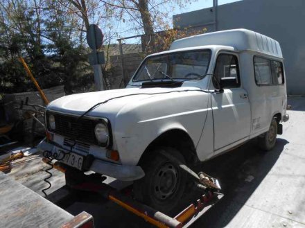 Vehiculo en el desguace: RENAULT 4 BERLINA/FAMILIAR/FURGONETA F6 Furg. (R 2370)